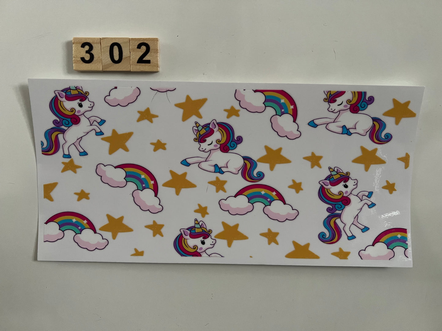 Unicorns and rainbows wrap (302) (L)